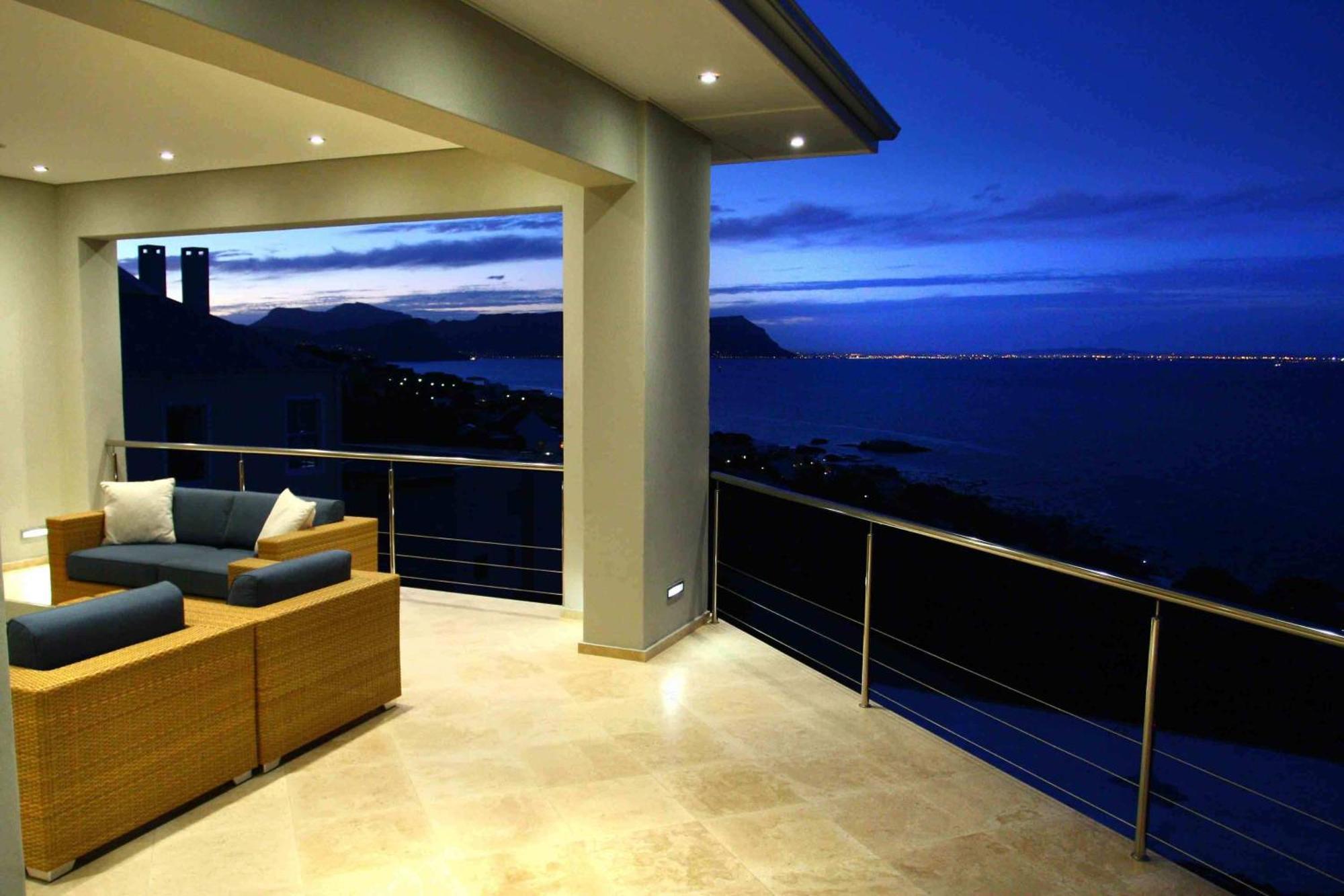 Aqua Terra Boutique Guesthouse Simon's Town Exterior photo